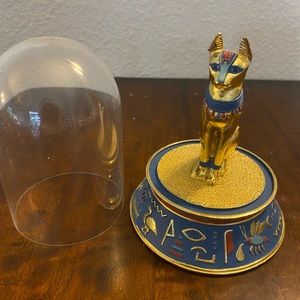 Franklin Mint- The Sacred Bast Cat Figurine